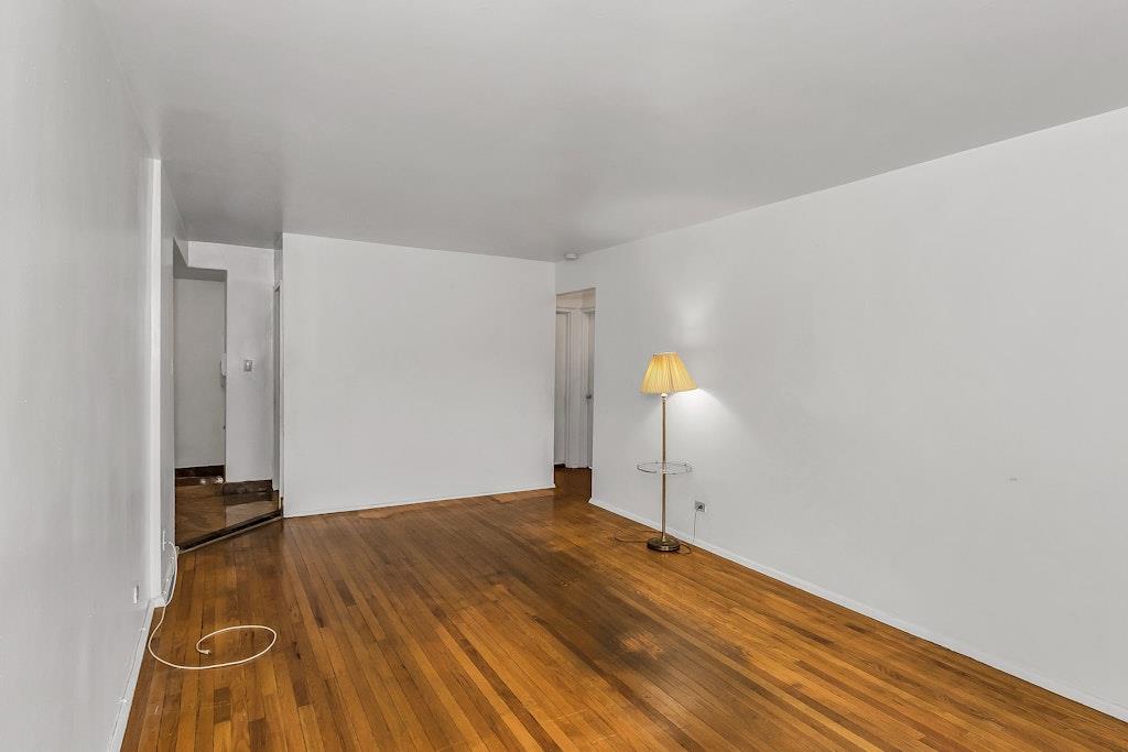 87-40 Francis Lewis Boulevard # B38, Queens Village, NY 11427