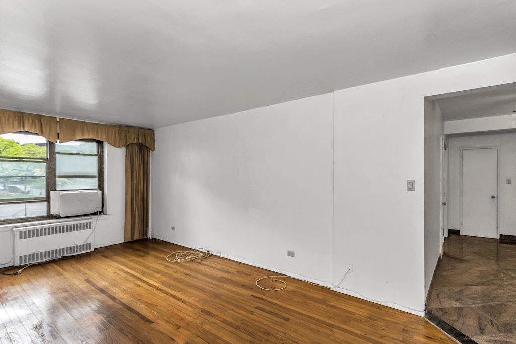 87-40 Francis Lewis Boulevard # B38, Queens Village, NY 11427