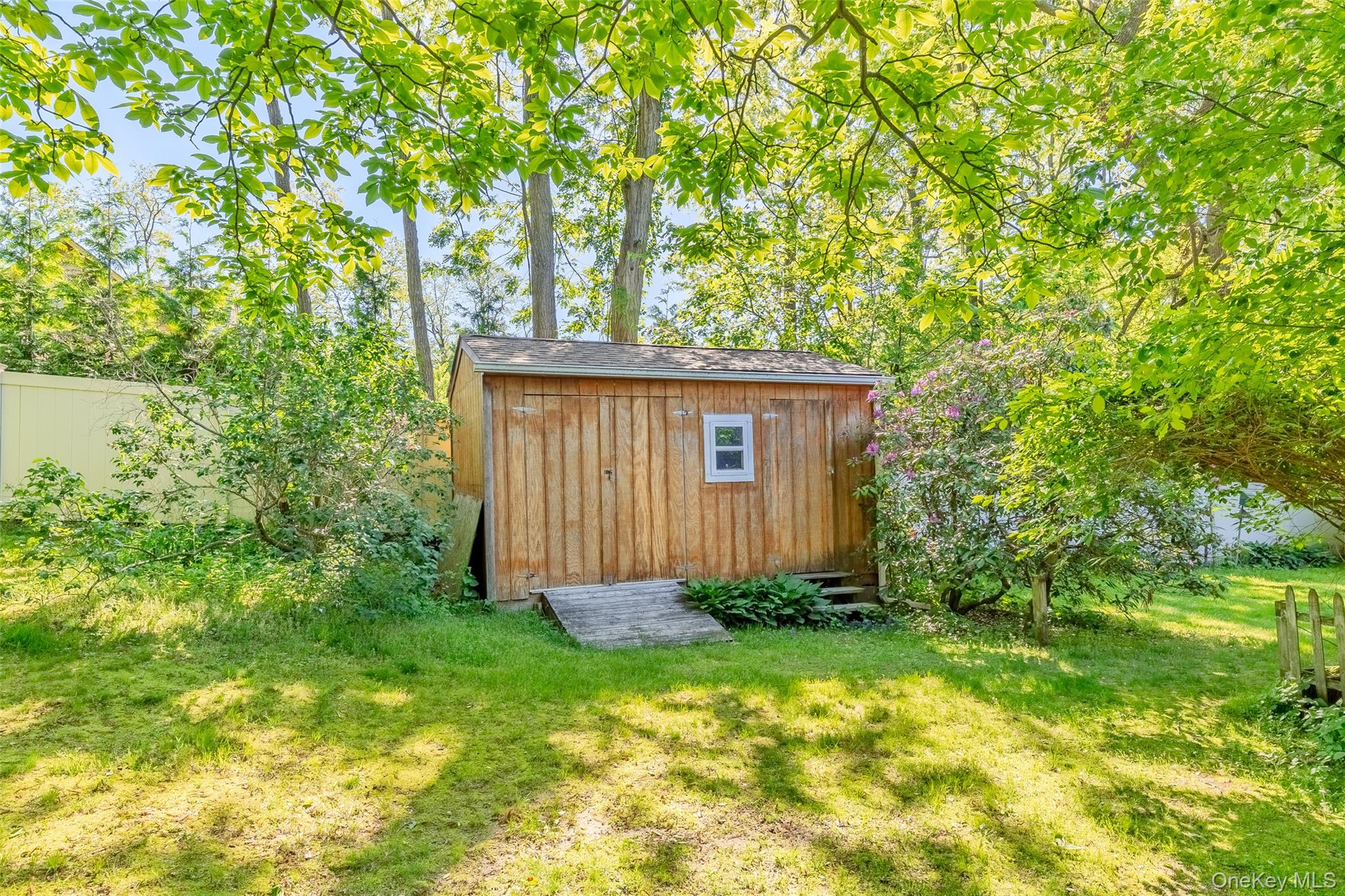 218 Cliff Road W, Wading River, NY 11792