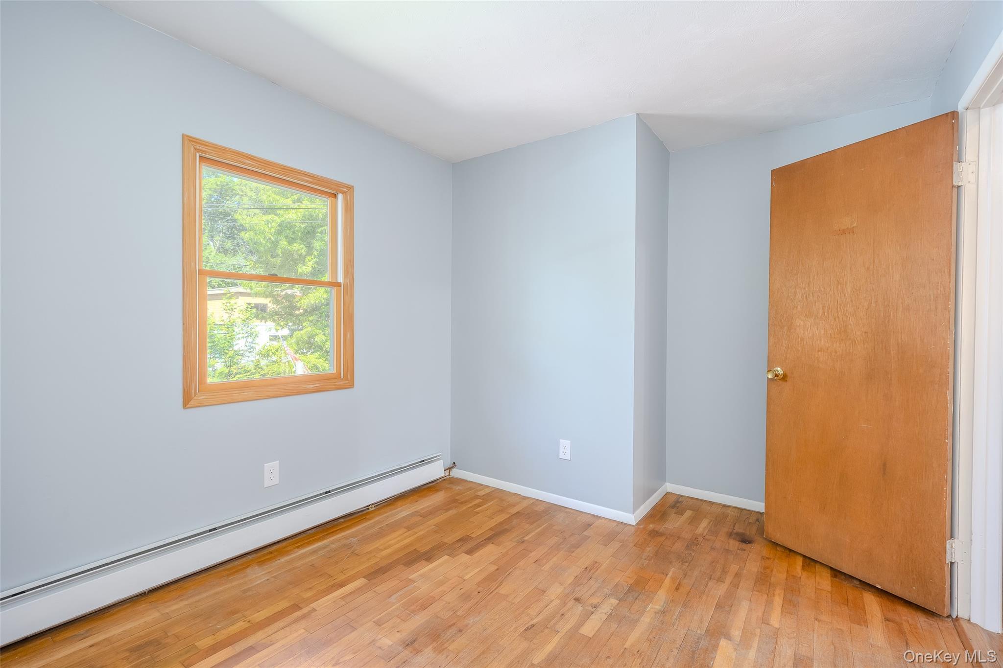 218 Cliff Road W, Wading River, NY 11792