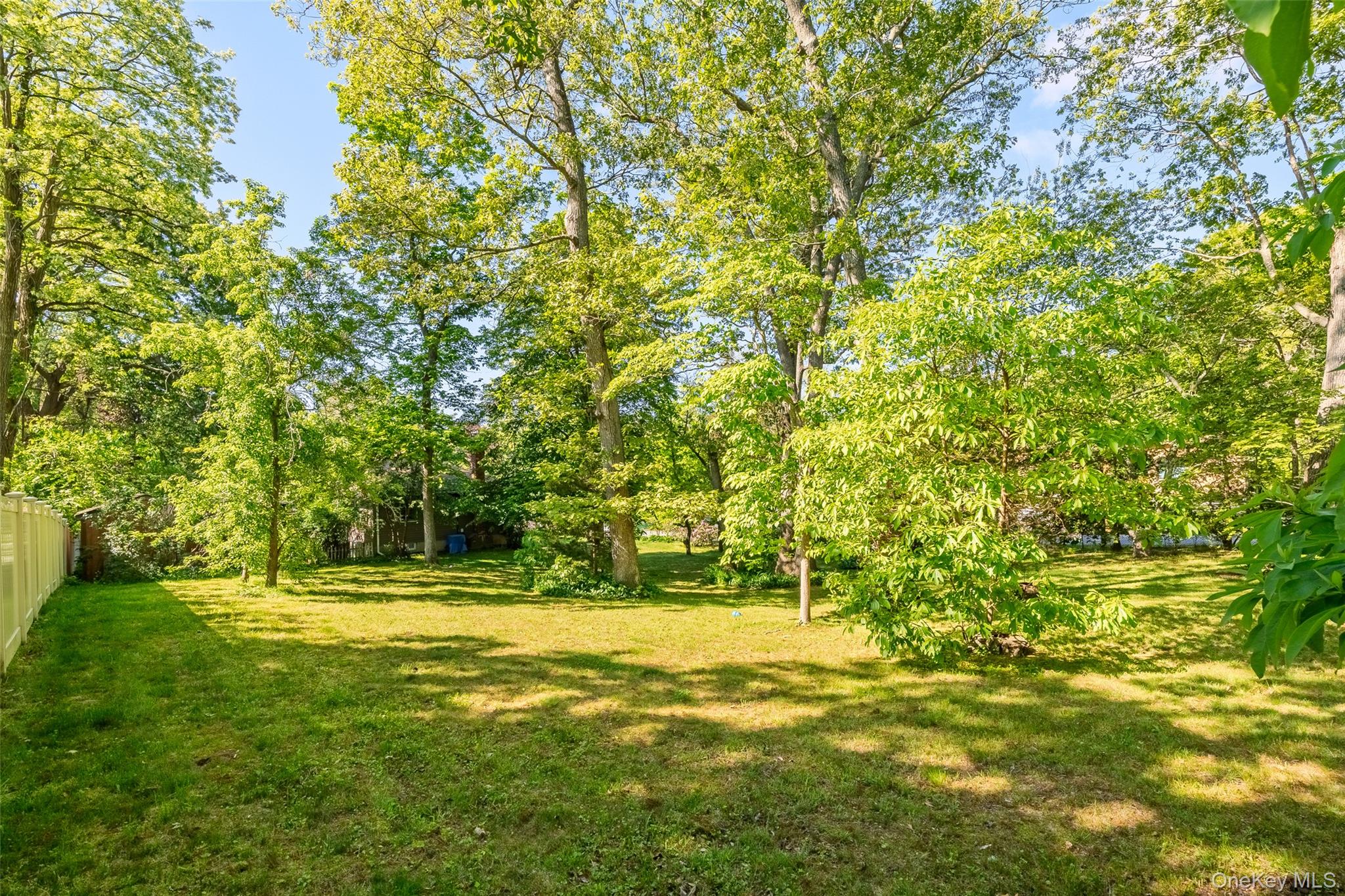 218 Cliff Road W, Wading River, NY 11792