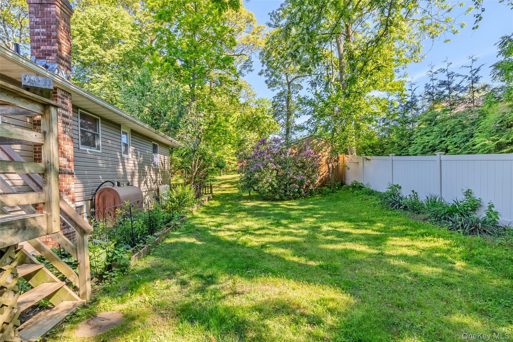 218 Cliff Road W, Wading River, NY 11792