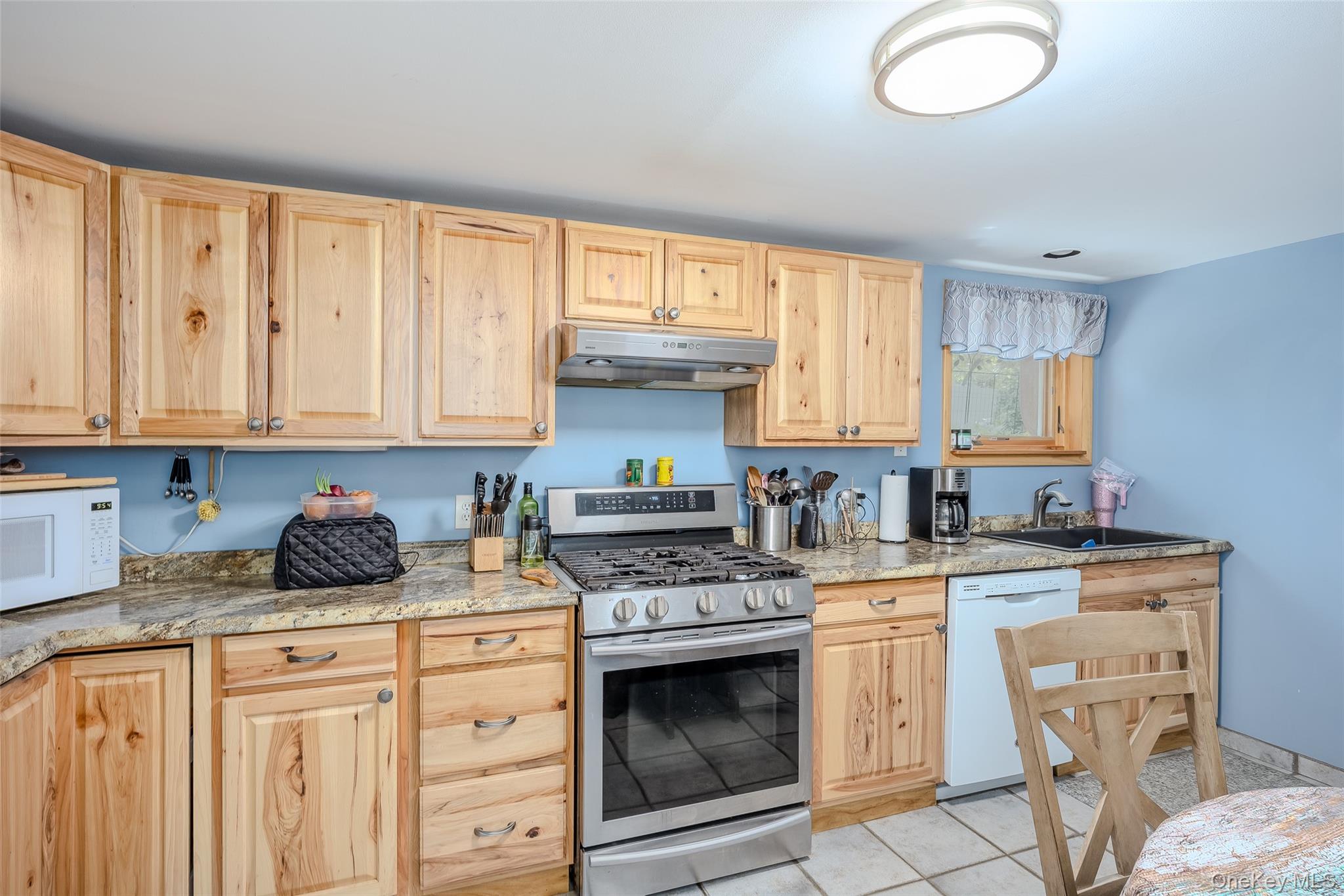 218 Cliff Road W, Wading River, NY 11792