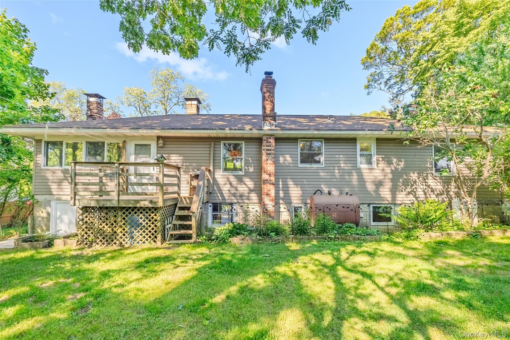 218 Cliff Road W, Wading River, NY 11792