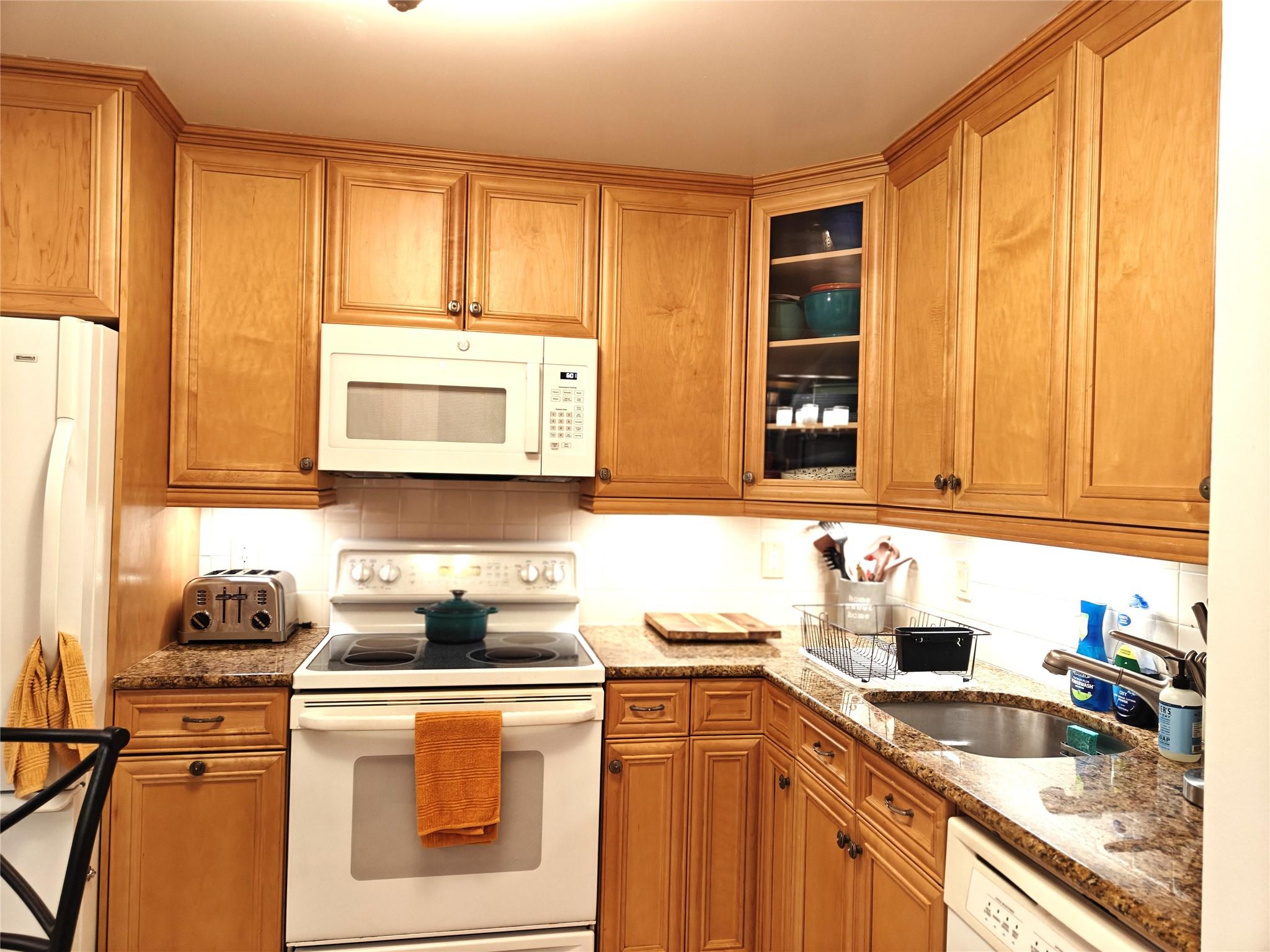 300 High Point Drive # 514, Hartsdale, NY 10530