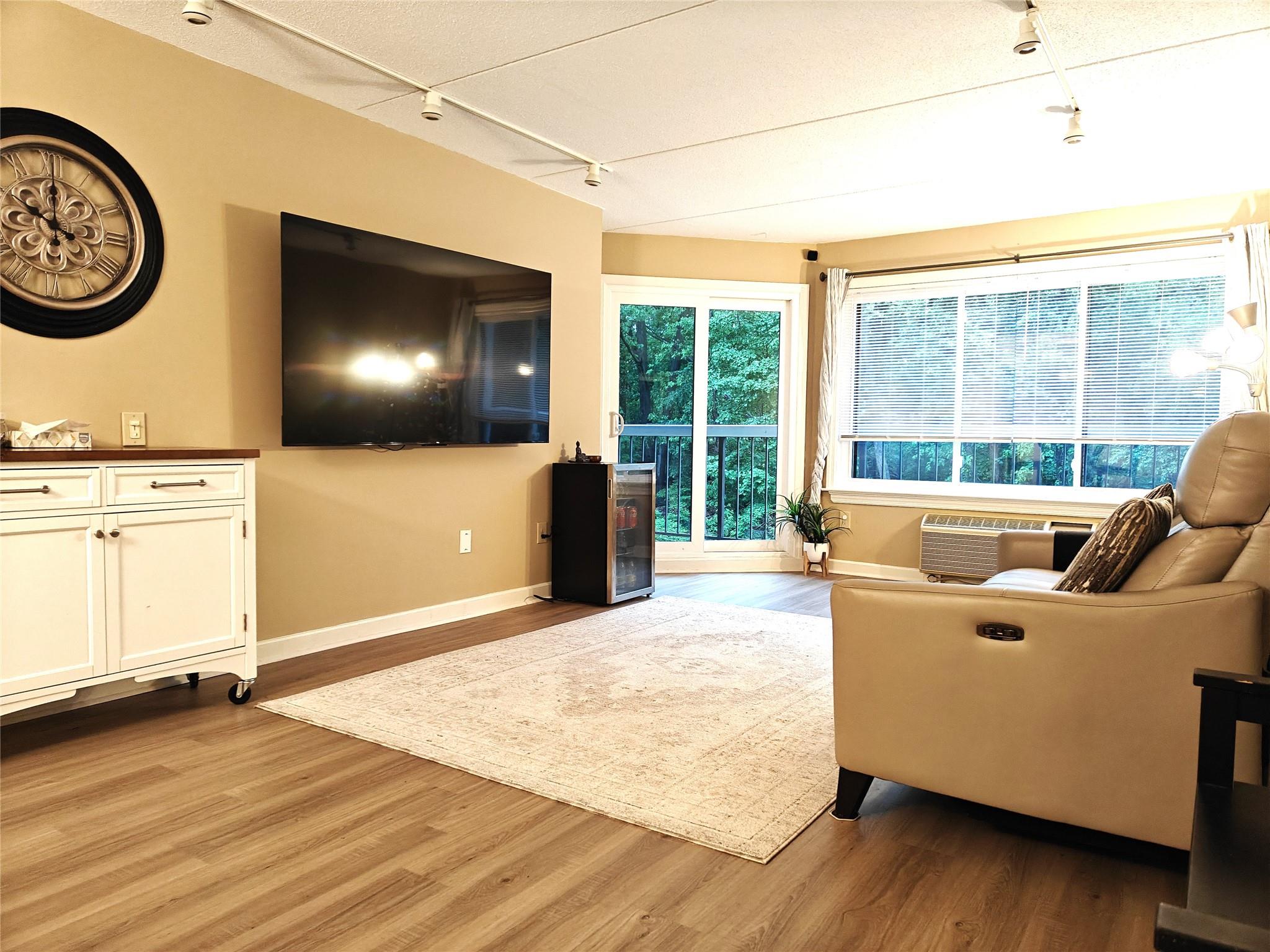 300 High Point Drive # 514, Hartsdale, NY 10530