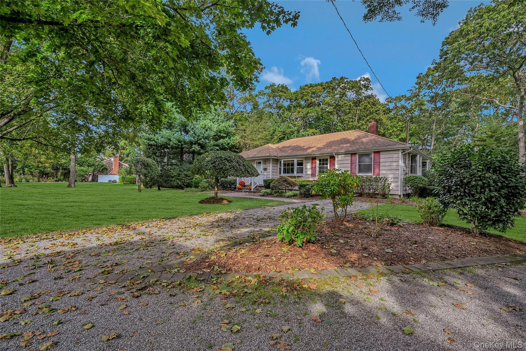 185 Cambon Avenue, Saint James, NY 11780