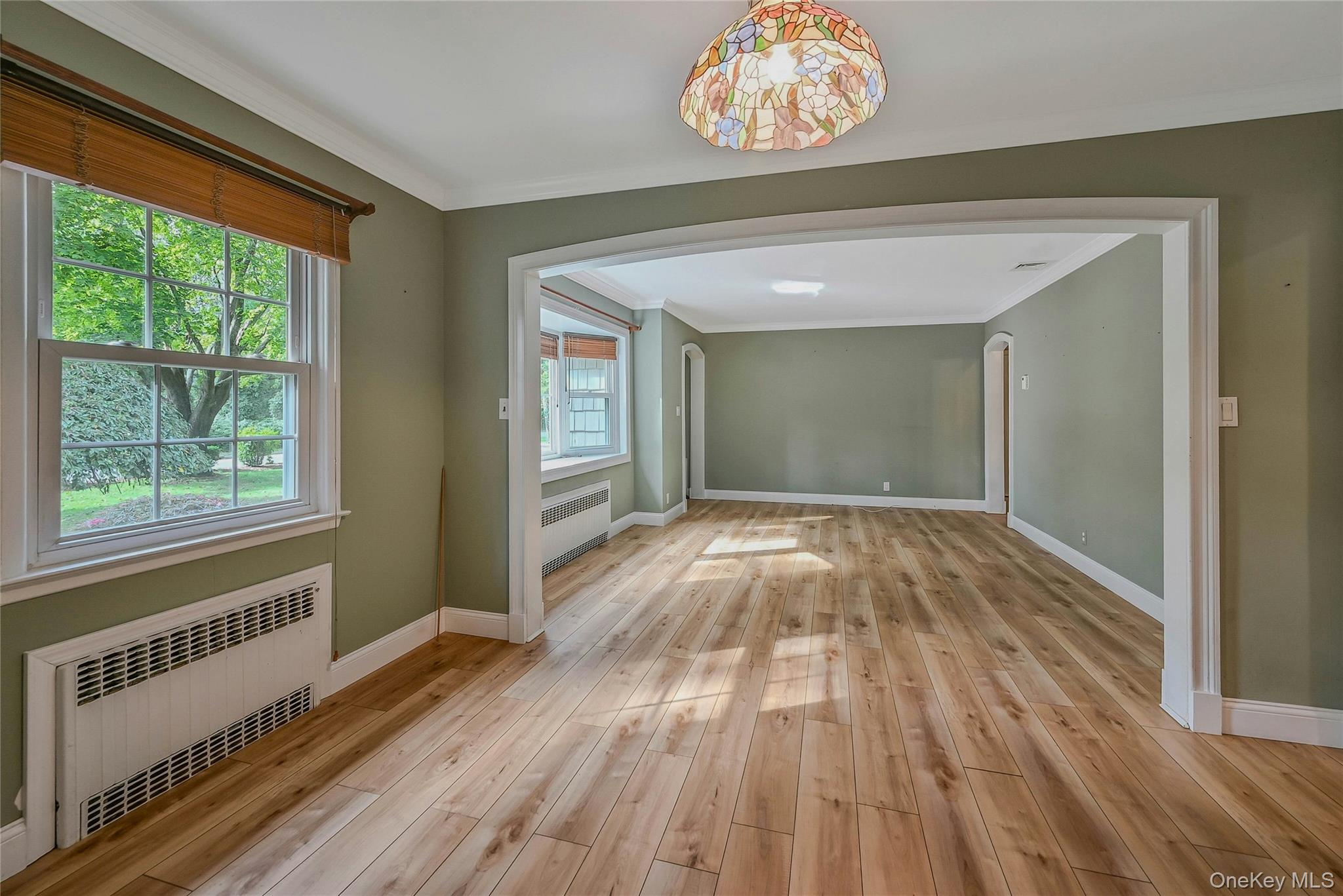 185 Cambon Avenue, Saint James, NY 11780