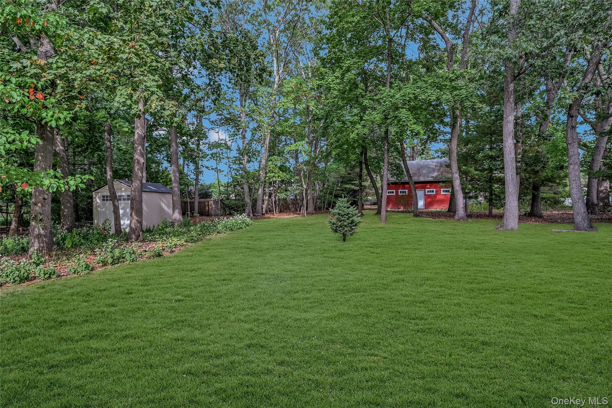 185 Cambon Avenue, Saint James, NY 11780