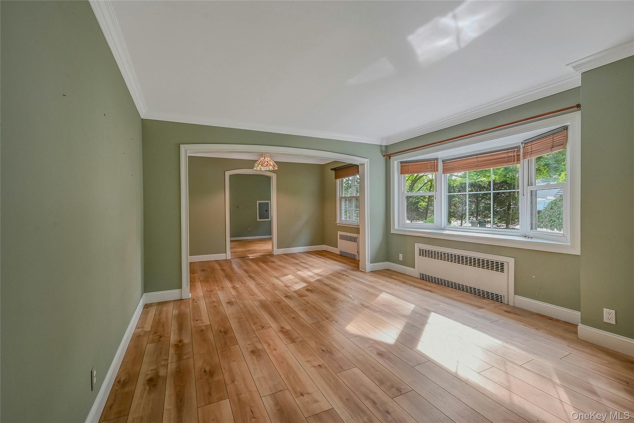 185 Cambon Avenue, Saint James, NY 11780