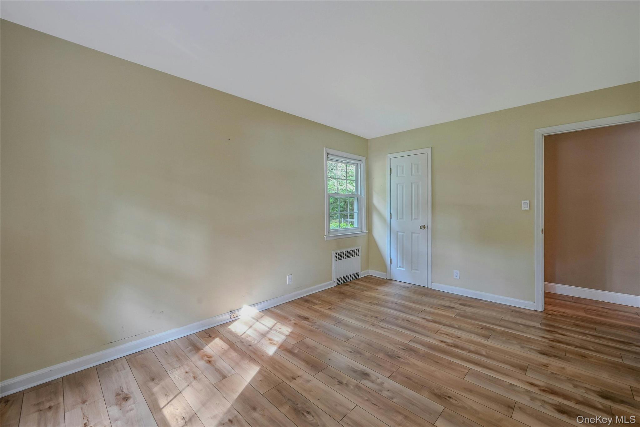 185 Cambon Avenue, Saint James, NY 11780