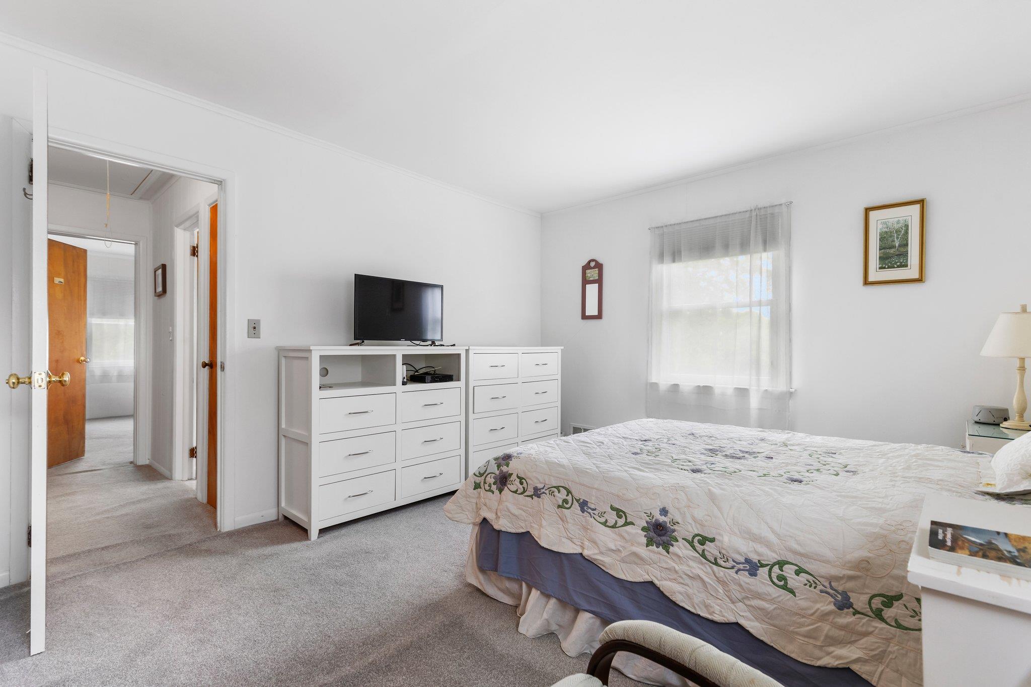 1825 Morningview Drive, Yorktown Heights, NY 10598