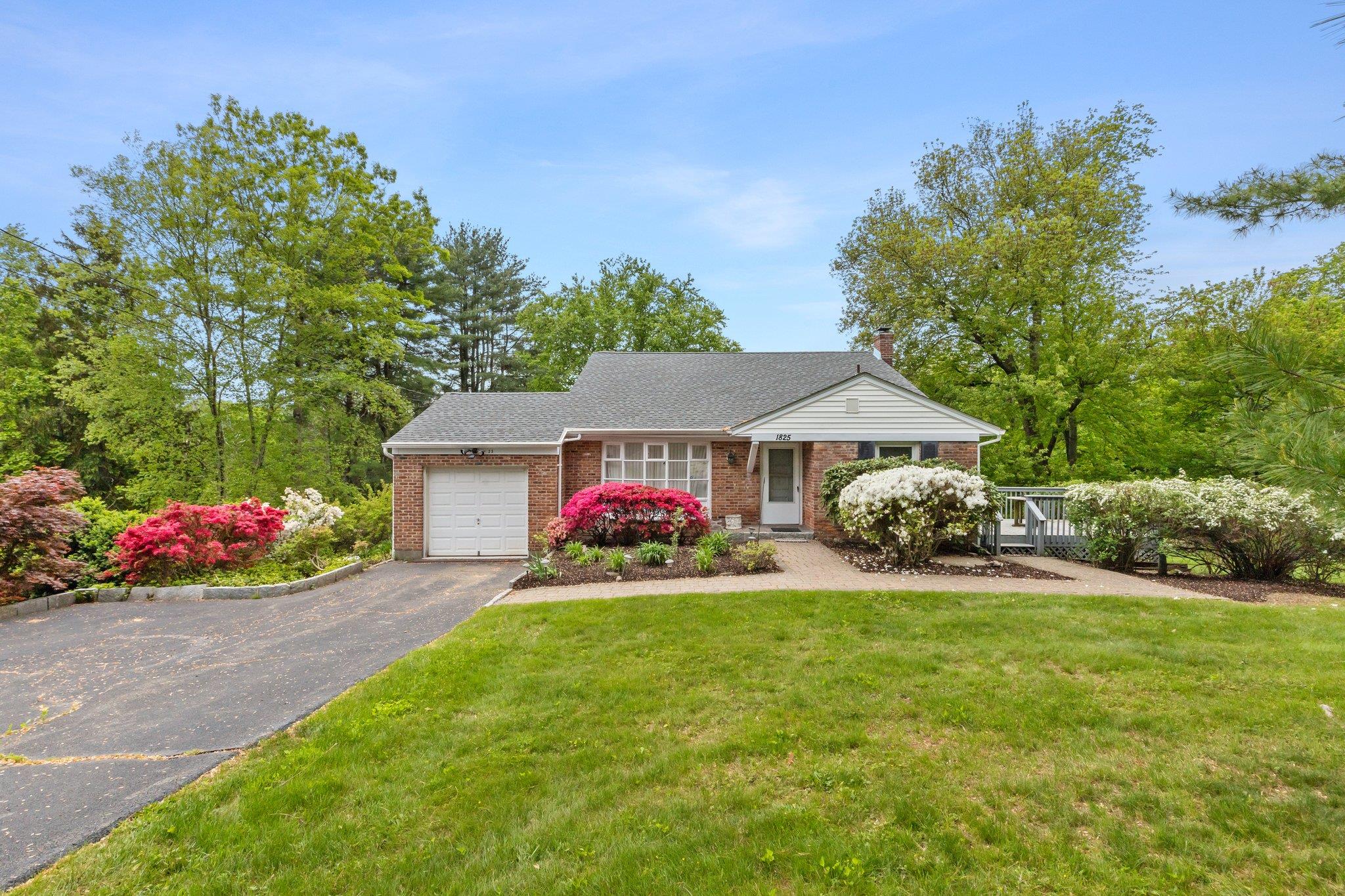 1825 Morningview Drive, Yorktown Heights, NY 10598