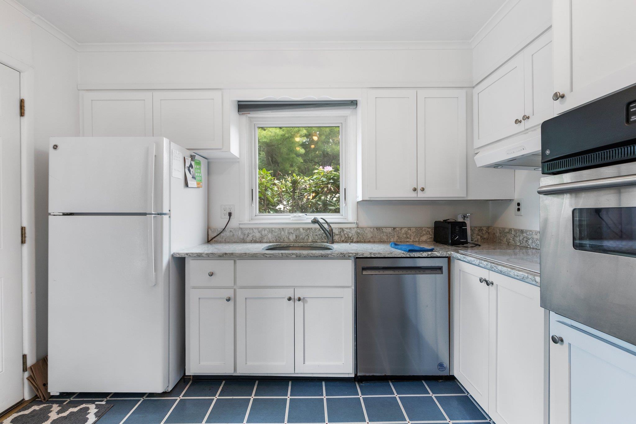 1825 Morningview Drive, Yorktown Heights, NY 10598