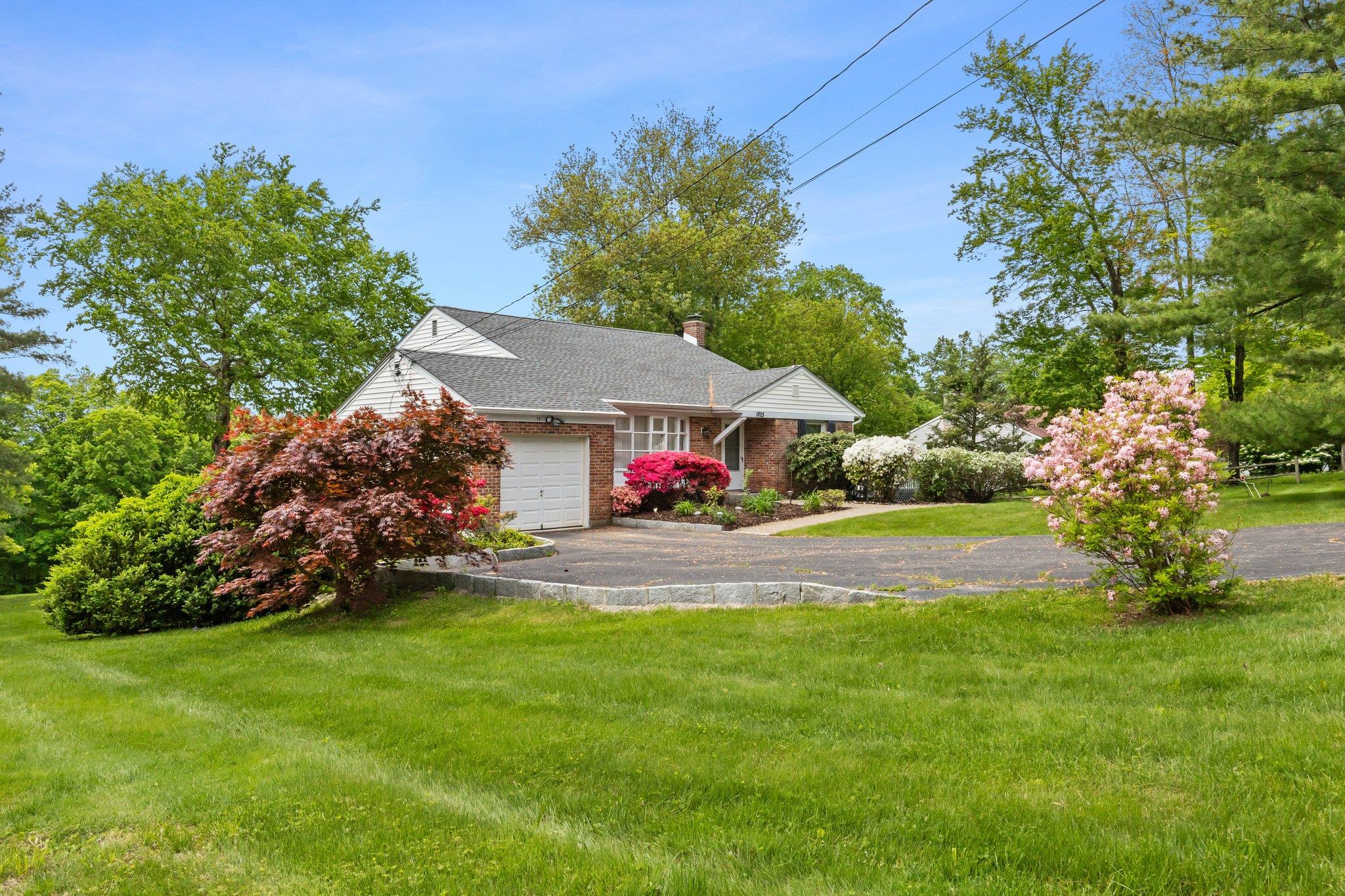 1825 Morningview Drive, Yorktown Heights, NY 10598