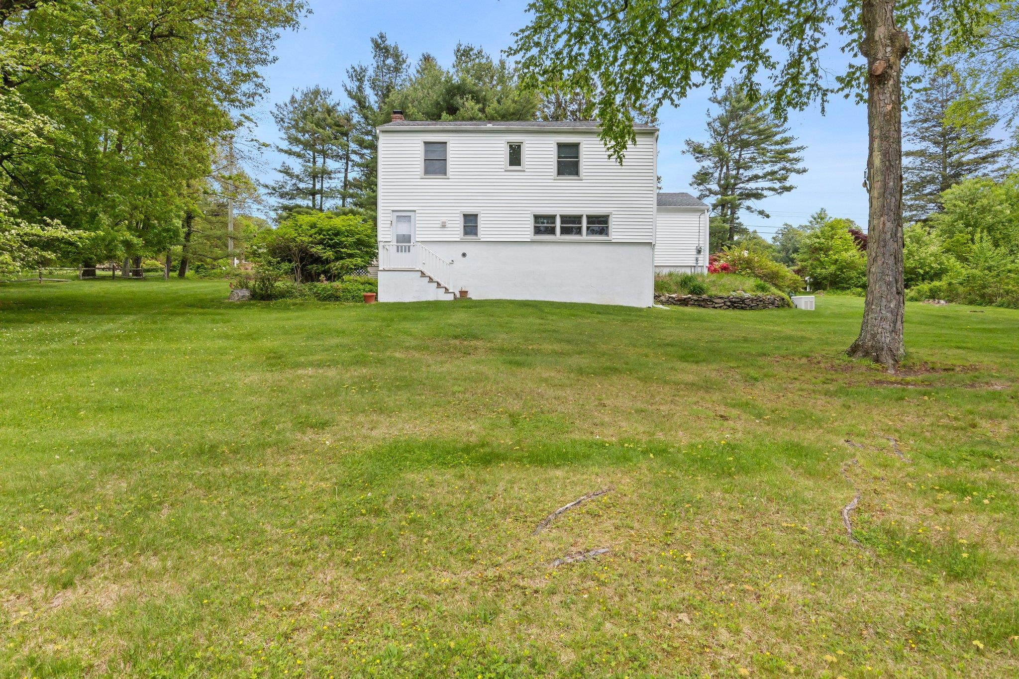 1825 Morningview Drive, Yorktown Heights, NY 10598