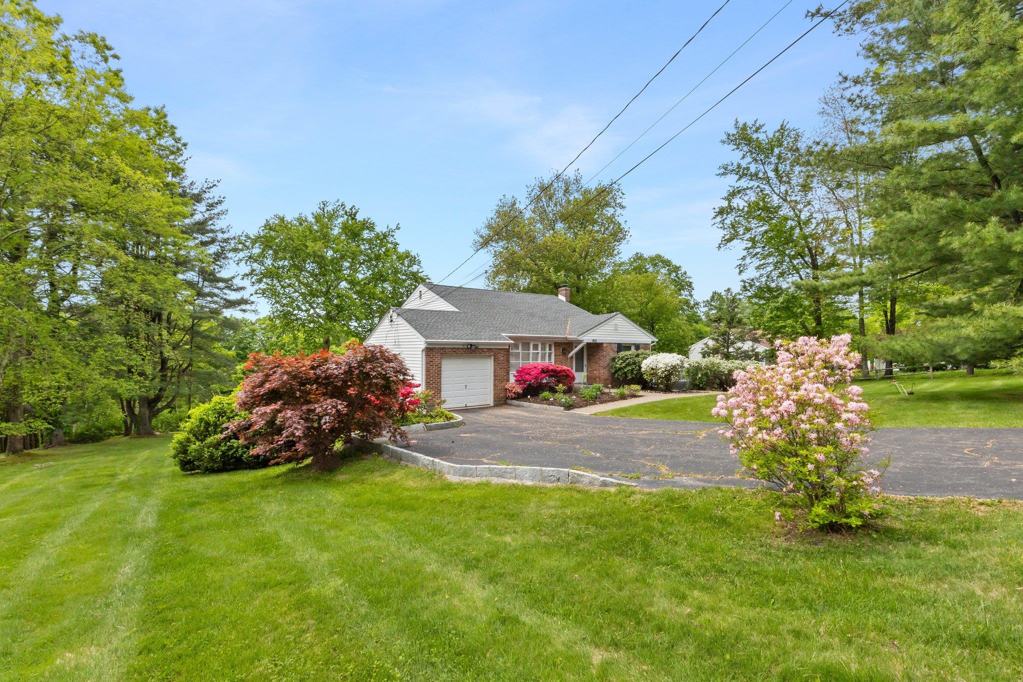 1825 Morningview Drive, Yorktown Heights, NY 10598