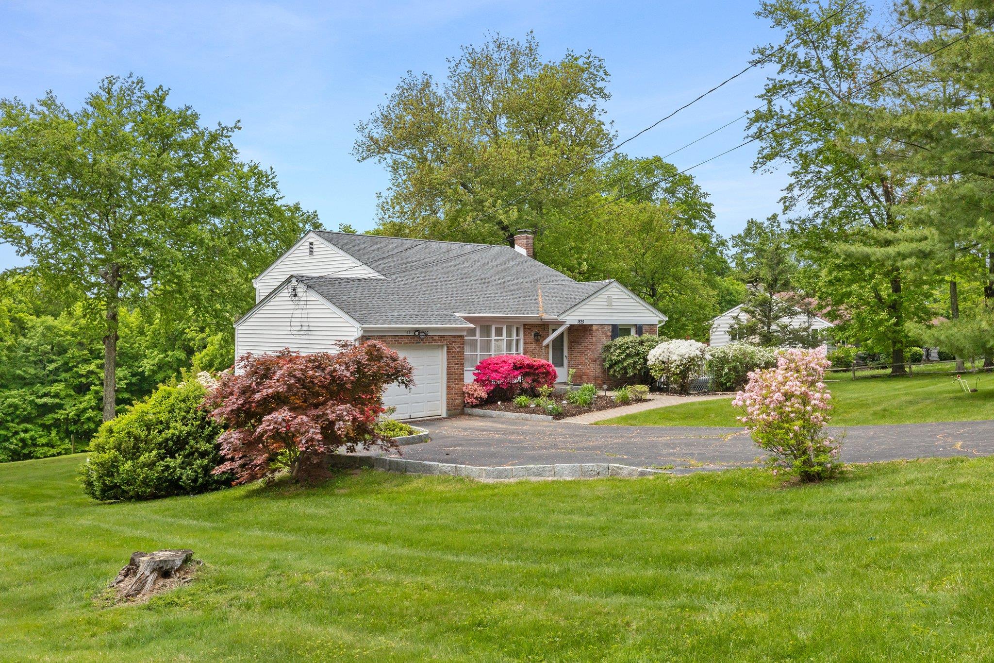 1825 Morningview Drive, Yorktown Heights, NY 10598