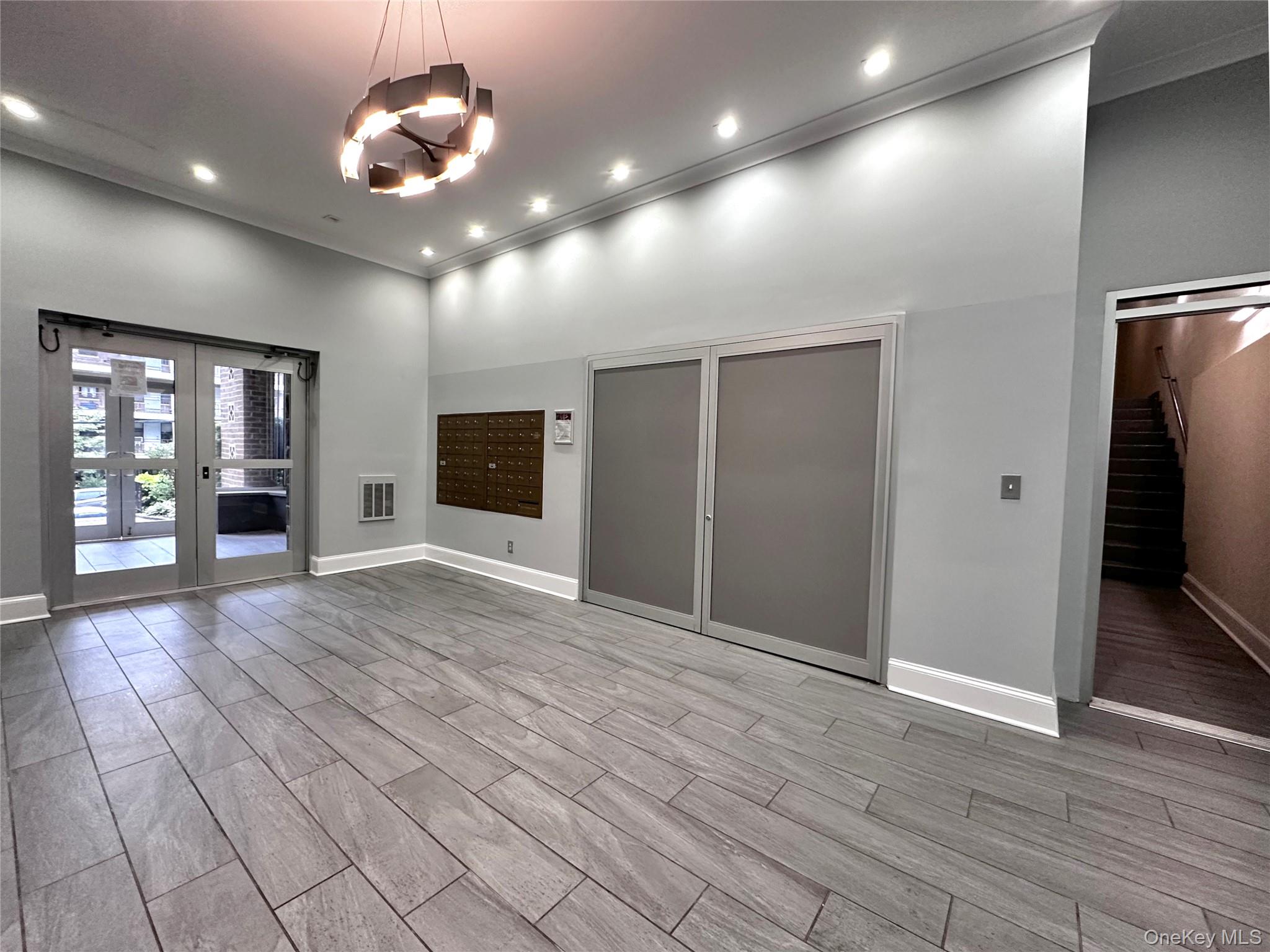 270 N Broadway # 2HI, Yonkers, NY 10701