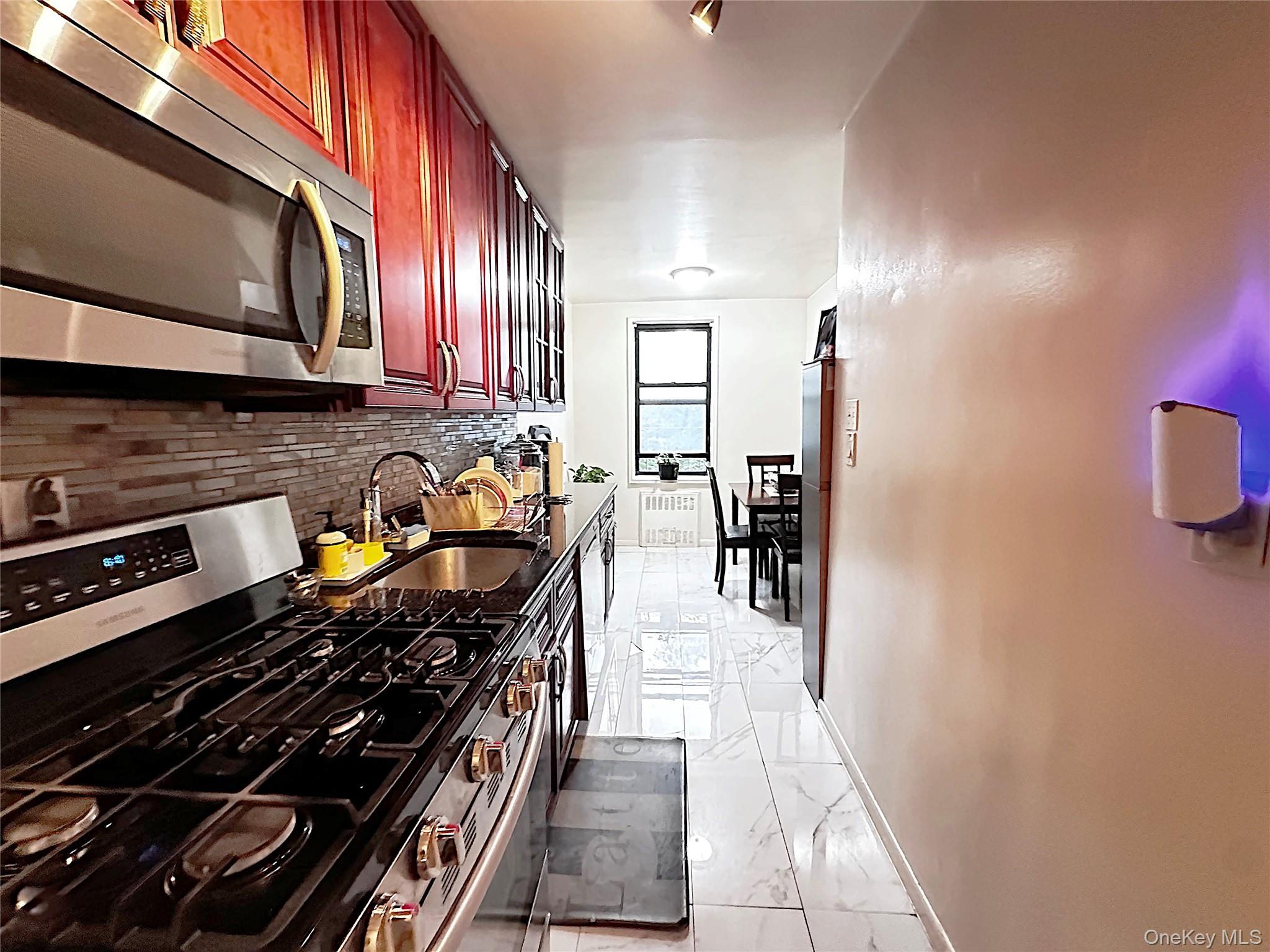 270 N Broadway # 2HI, Yonkers, NY 10701