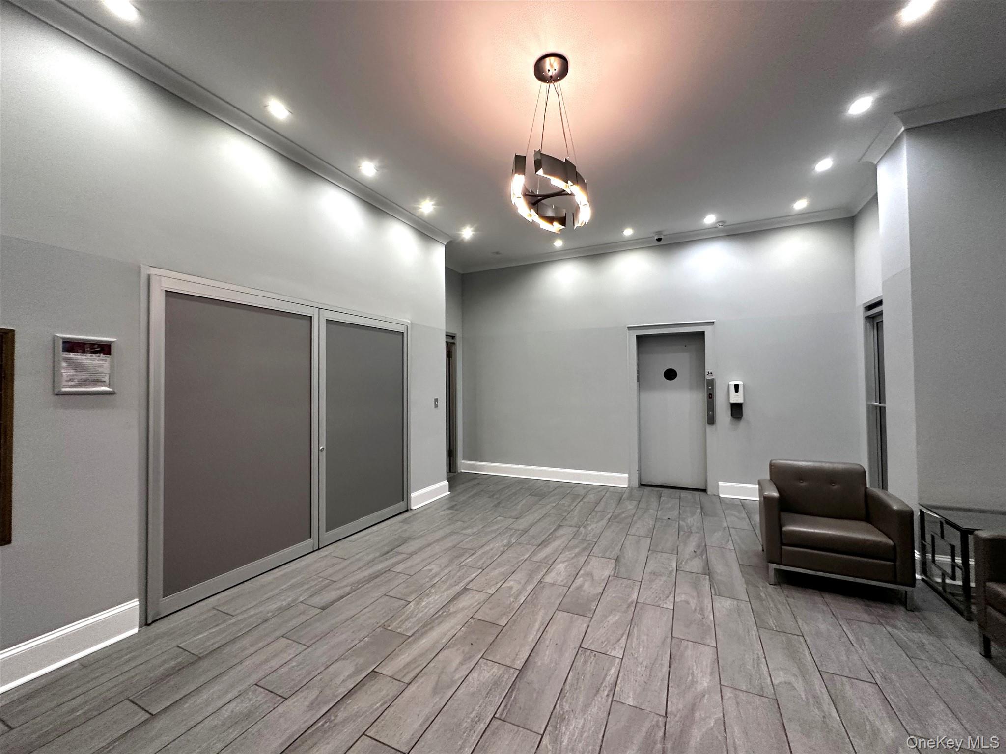 270 N Broadway # 2HI, Yonkers, NY 10701