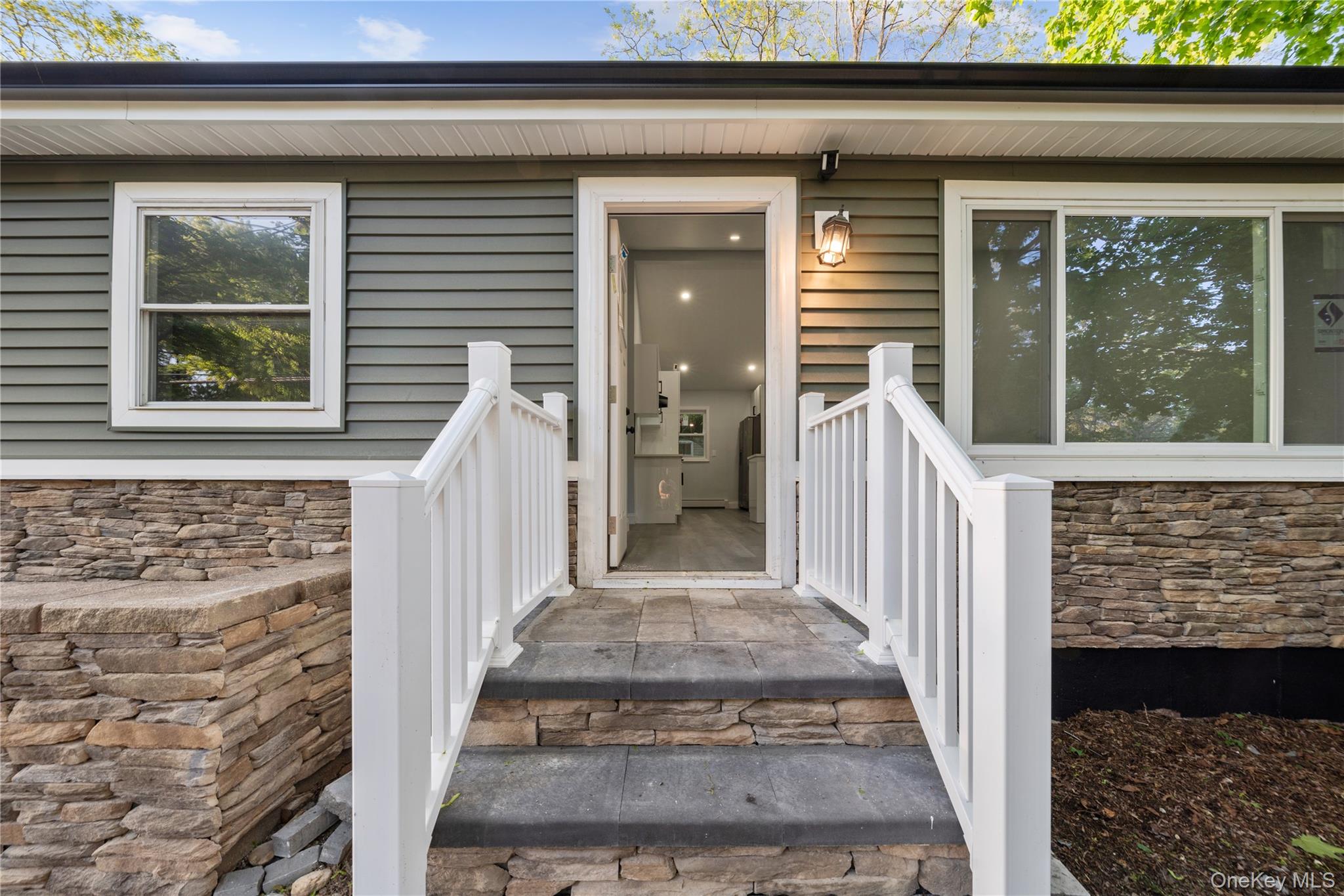 545 Granny Road, Medford, NY 11763