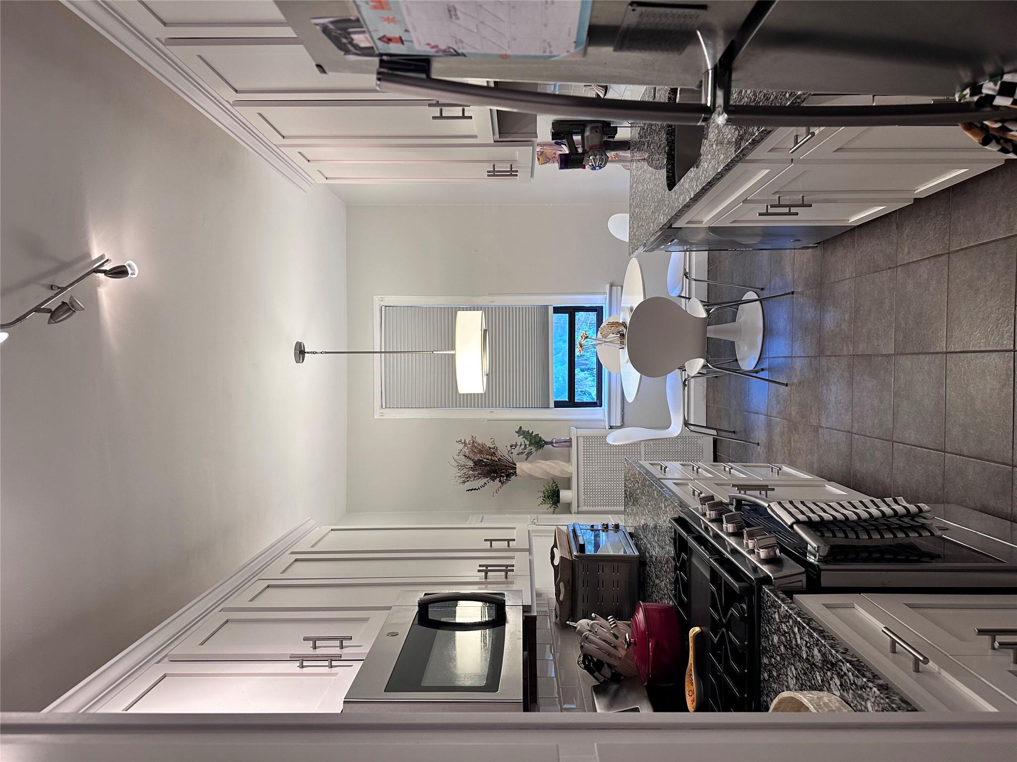 1 Columbia Avenue Avenue # D11, Hartsdale, NY 10530