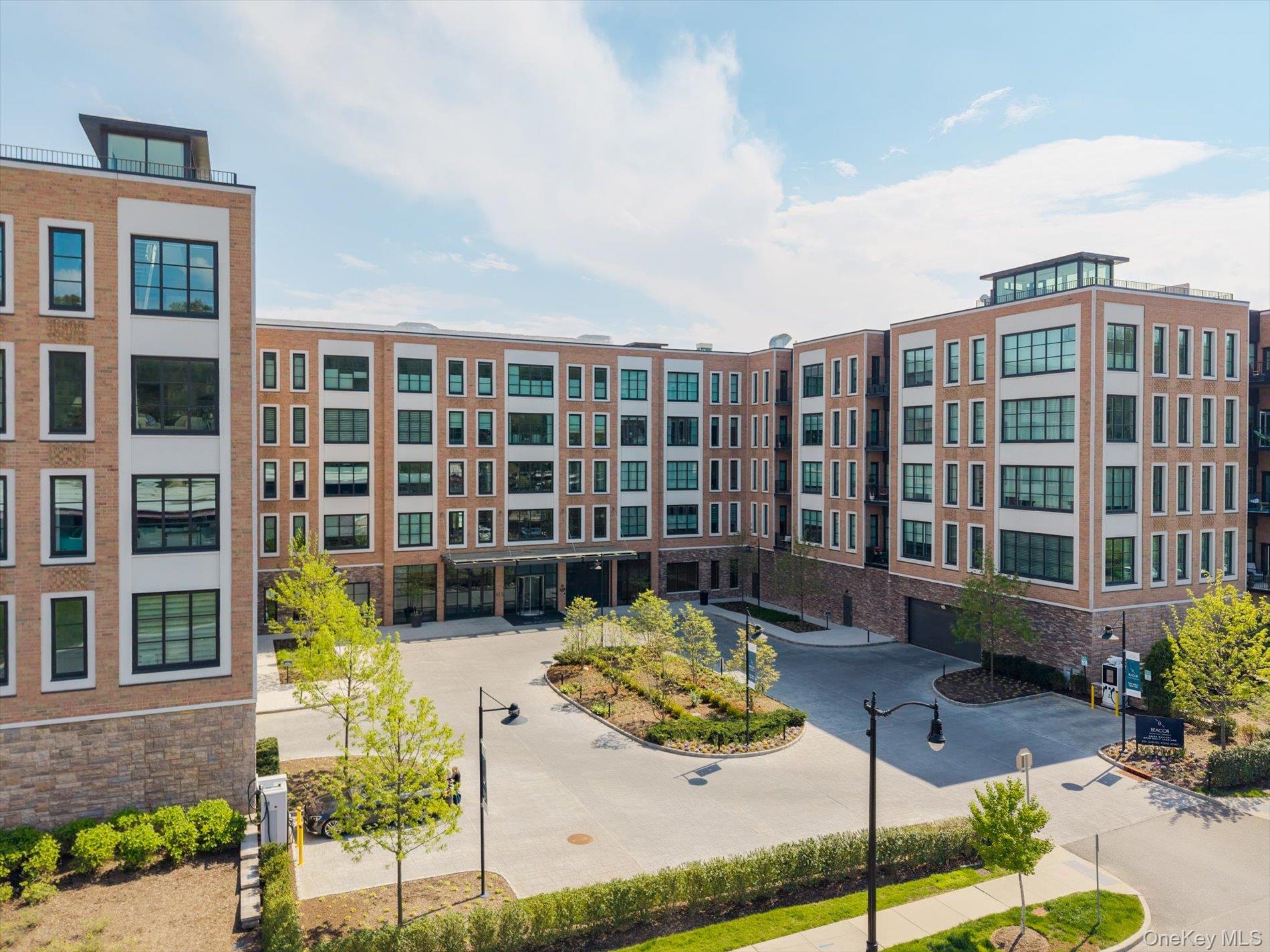 100 Garvies Point Road # 1042, Glen Cove, NY 11542