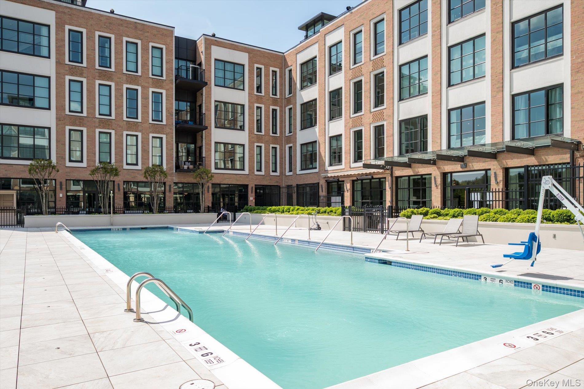 100 Garvies Point Road # 1042, Glen Cove, NY 11542