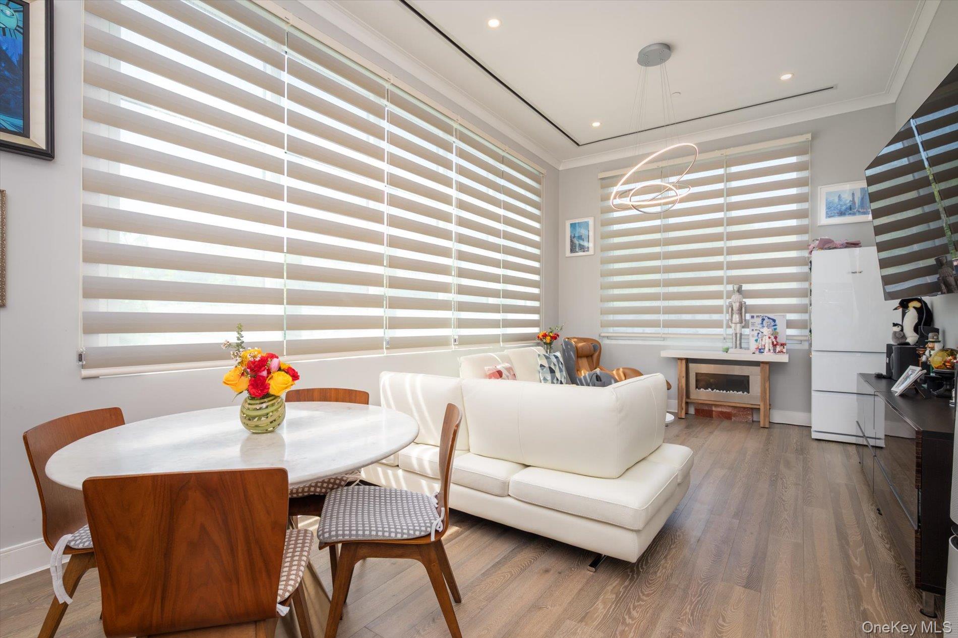 100 Garvies Point Road # 1042, Glen Cove, NY 11542