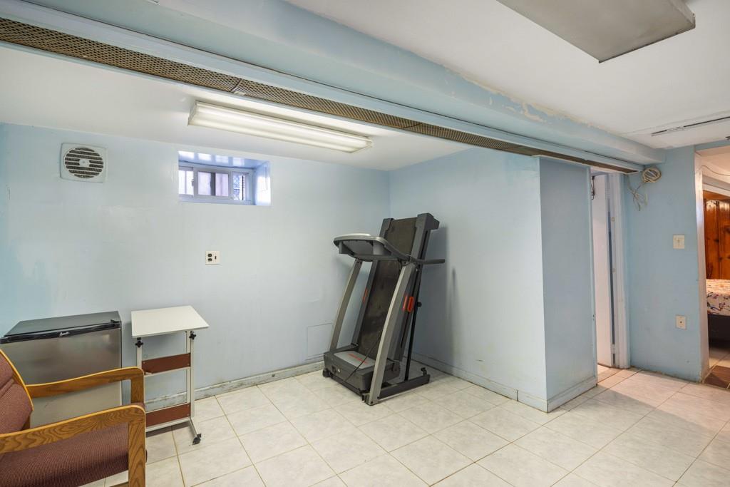 11141 77th Avenue, Forest Hills, NY 11375