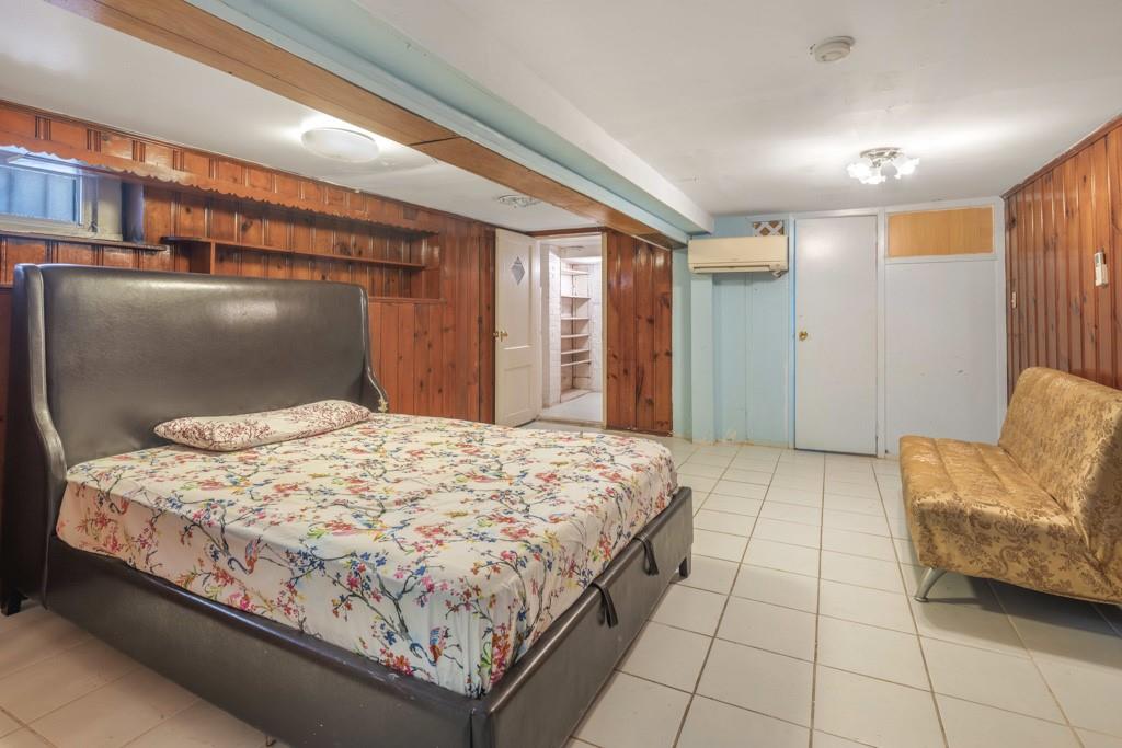 11141 77th Avenue, Forest Hills, NY 11375