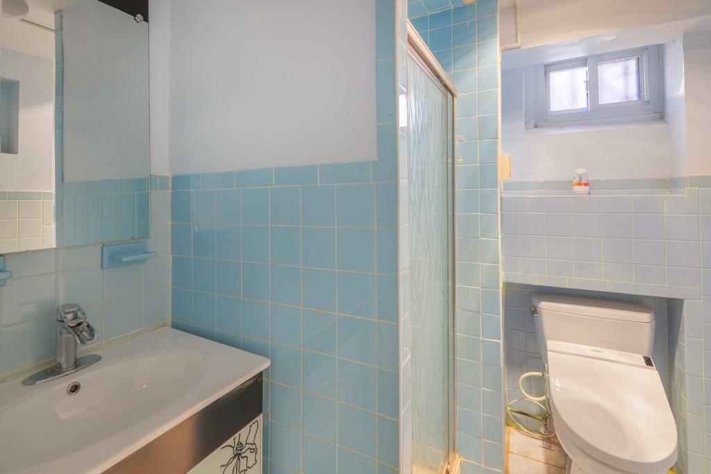 11141 77th Avenue, Forest Hills, NY 11375