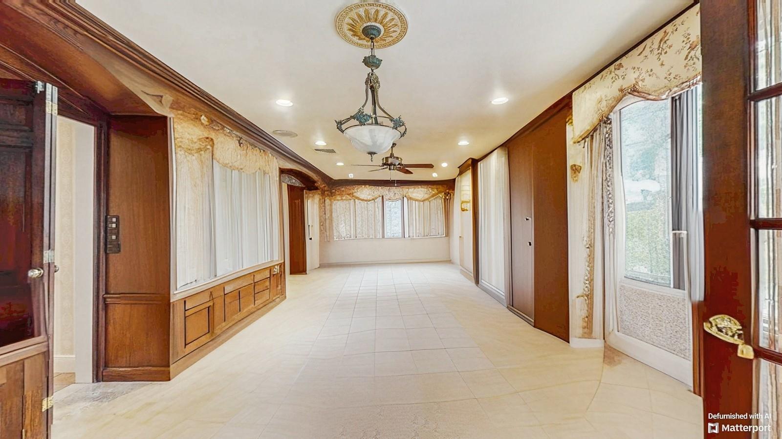 202 Broadway, Lawrence, NY 11559