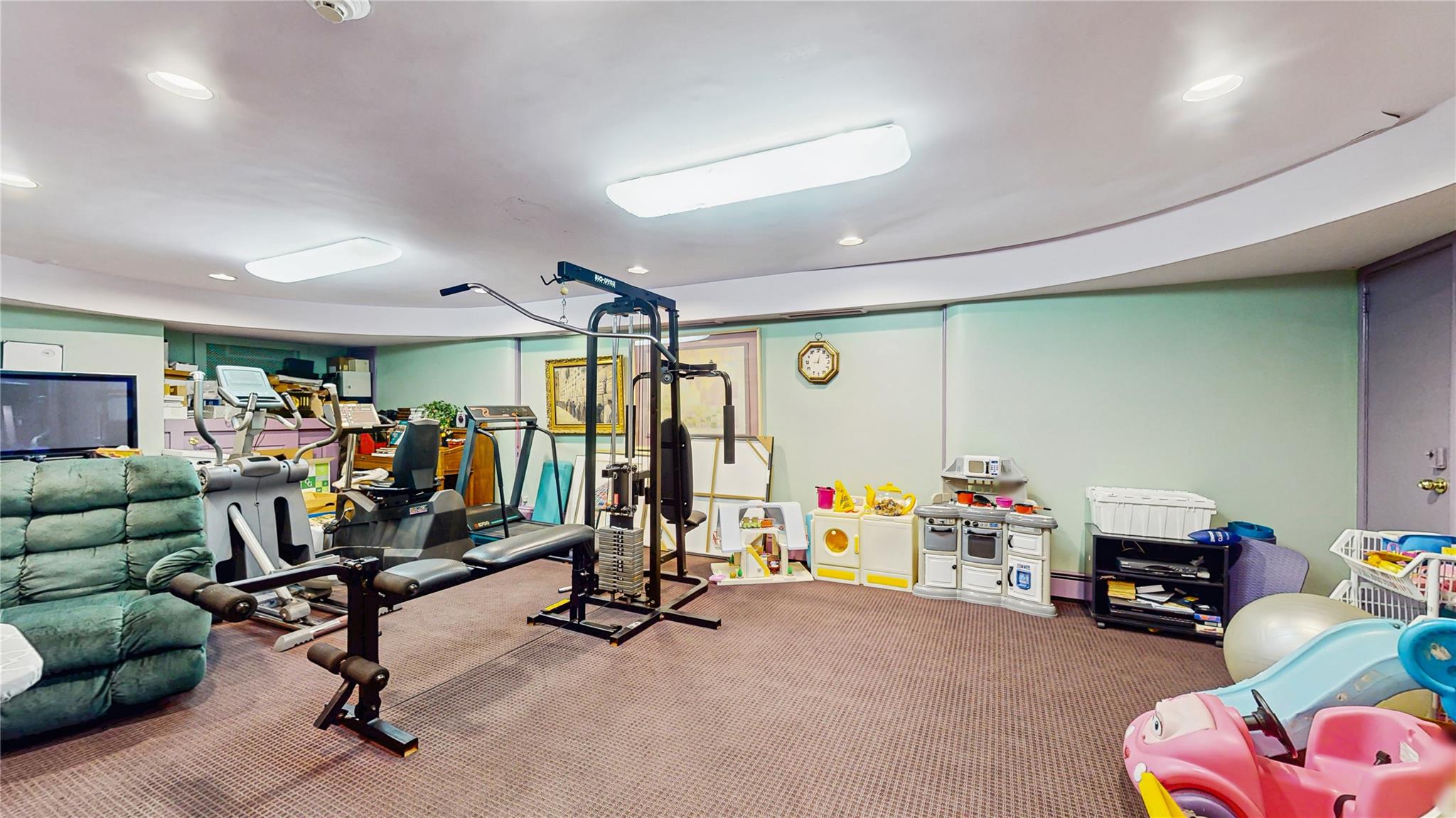 202 Broadway, Lawrence, NY 11559