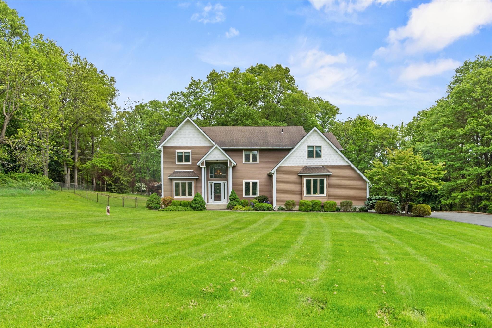 115 Moffat Road, Washingtonville, NY 10992