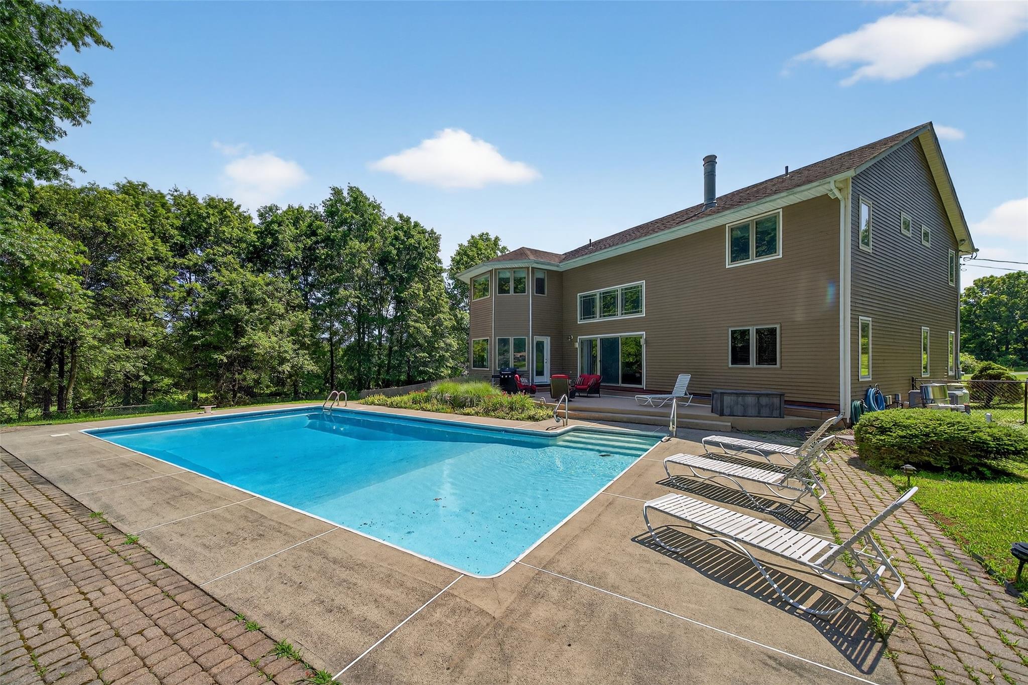 115 Moffat Road, Washingtonville, NY 10992