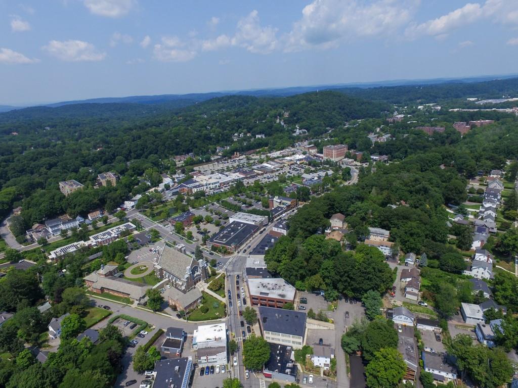 221 E Main Street, Mount Kisco, NY 10549