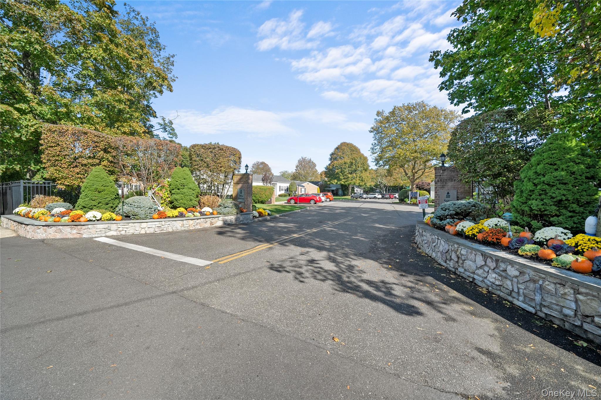 75 Harbor N, Amityville, NY 11701