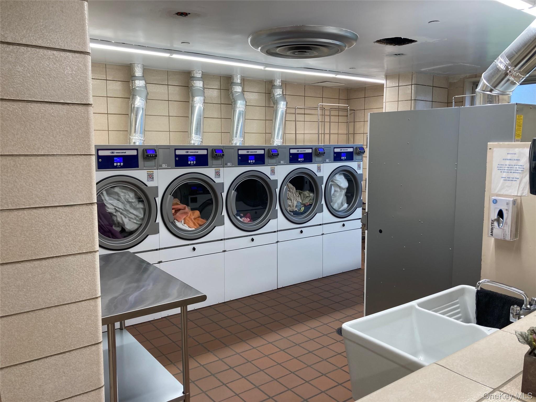 17-85 215th Street # 4B, Bayside, NY 11360