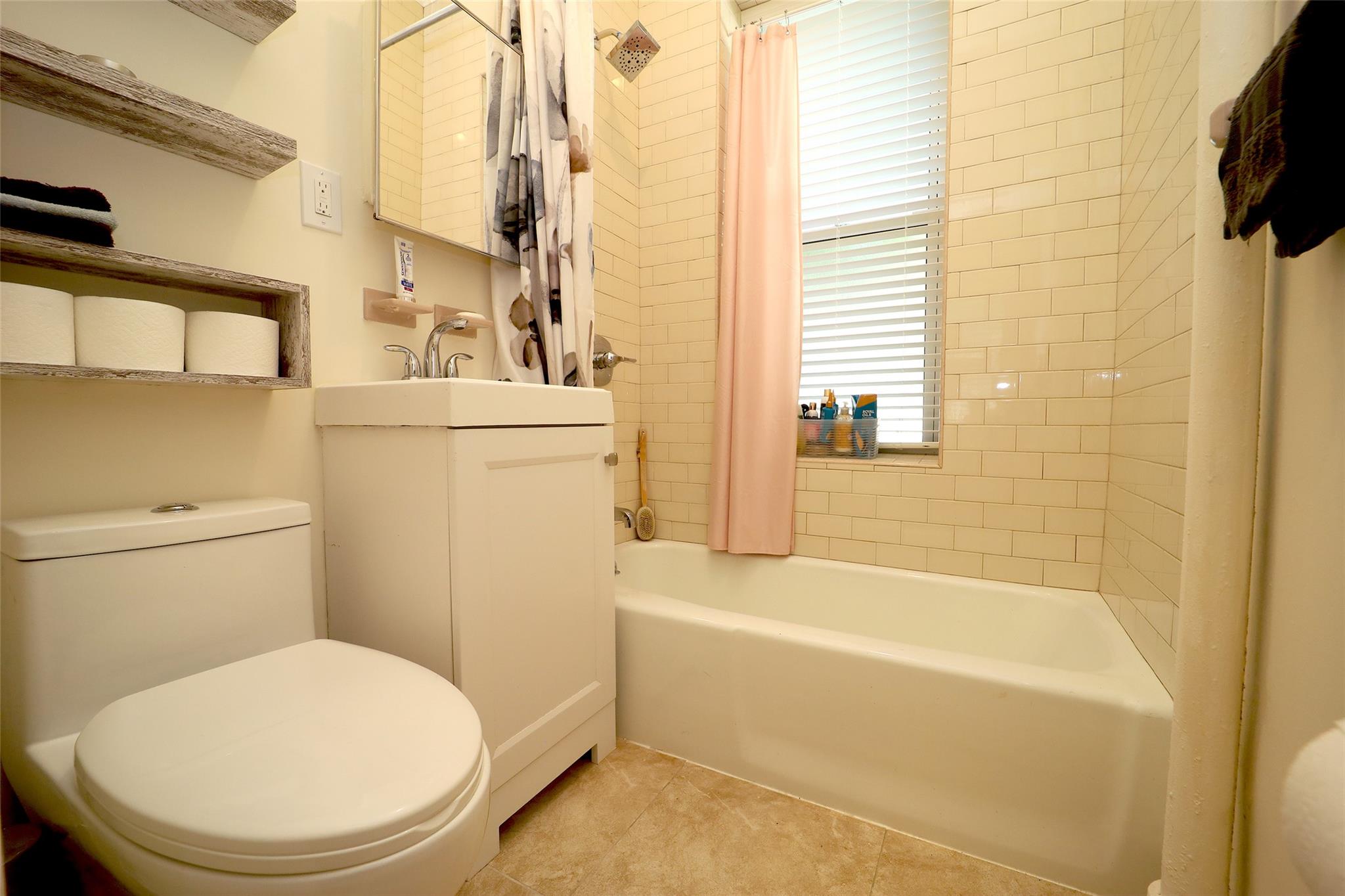 83-55 Lefferts Boulevard # 1E, Kew Gardens, NY 11415