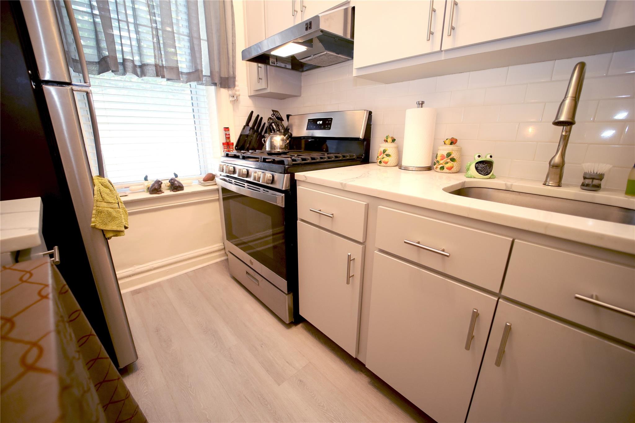 83-55 Lefferts Boulevard # 1E, Kew Gardens, NY 11415