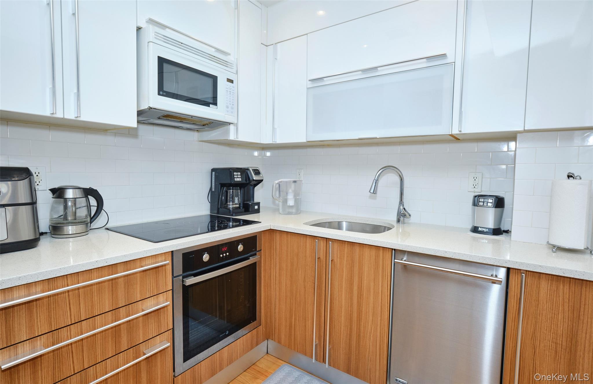 31-35 31st Street, Astoria, NY 11106