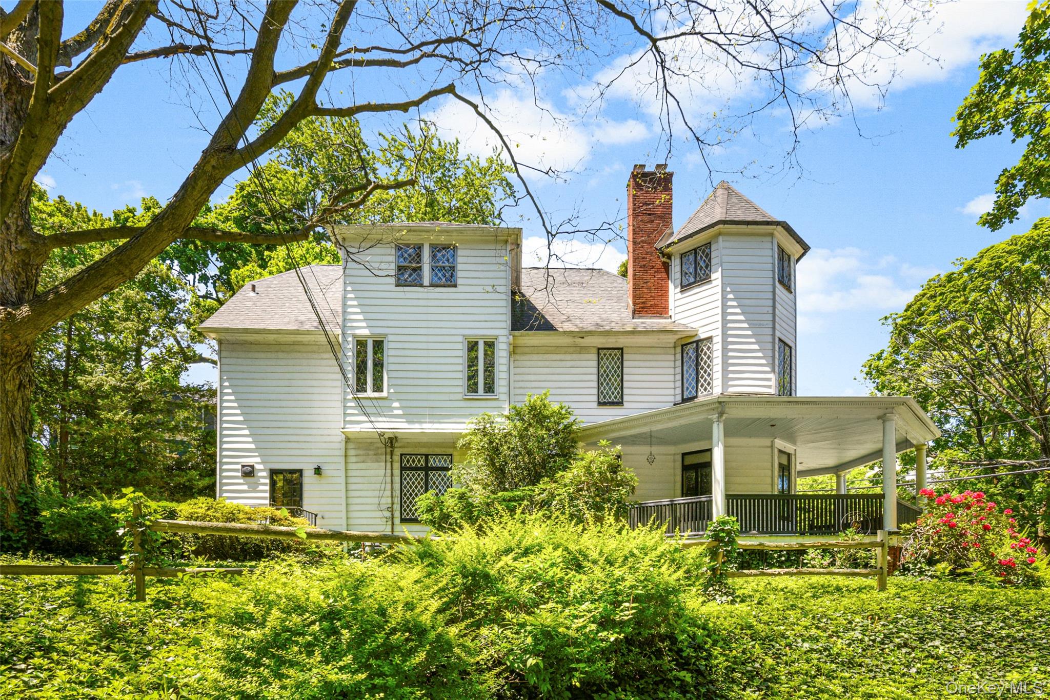 69 Desmond Avenue, Bronxville, NY 10708