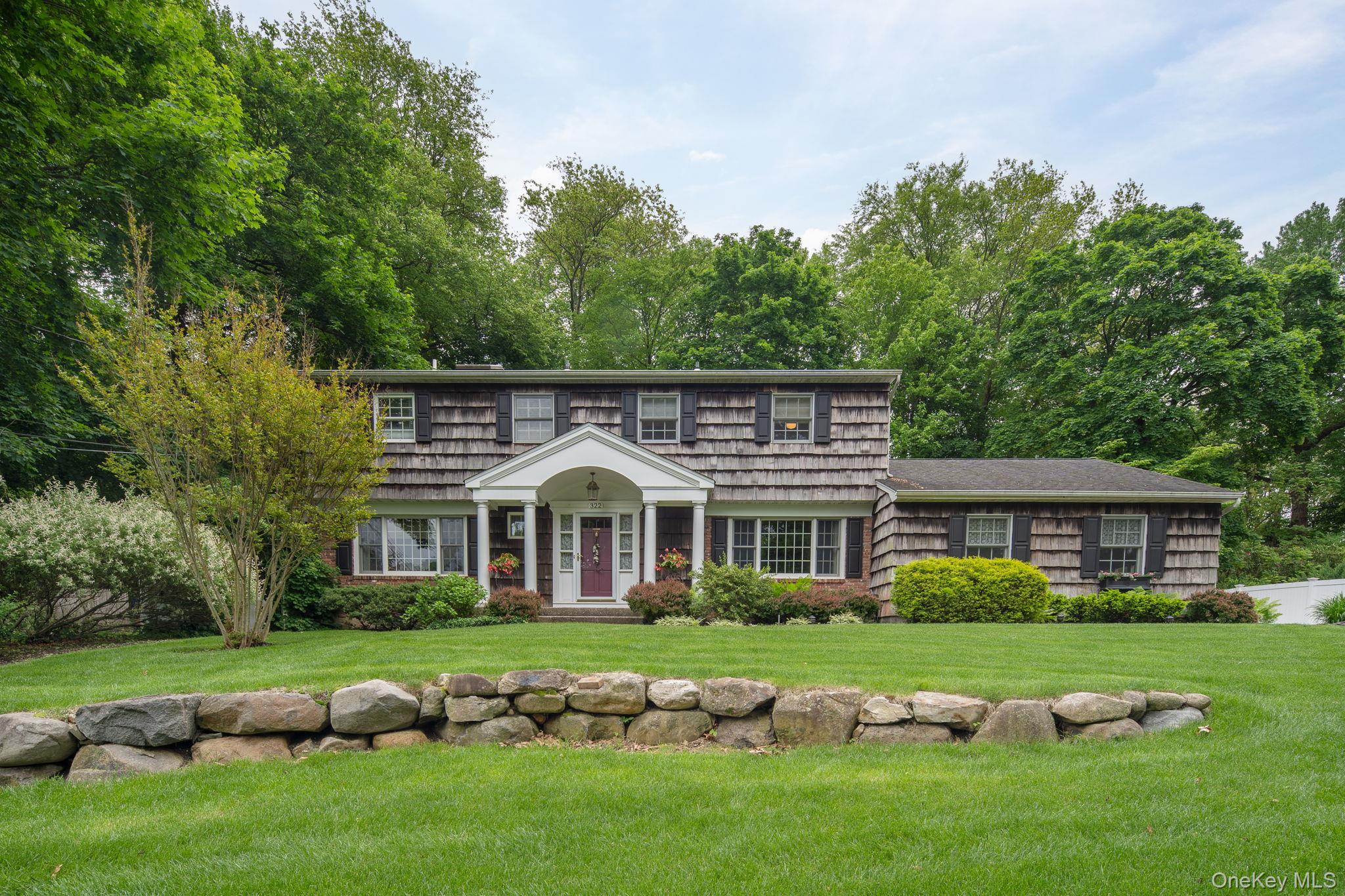 322 West Hills Road, Huntington, NY 11743