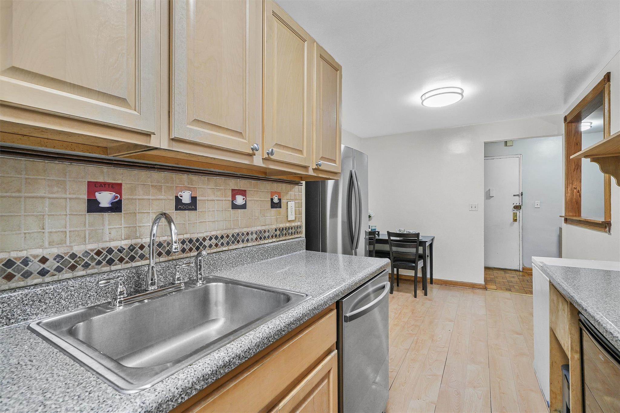 1304 Midland Avenue # B26, Yonkers, NY 10704