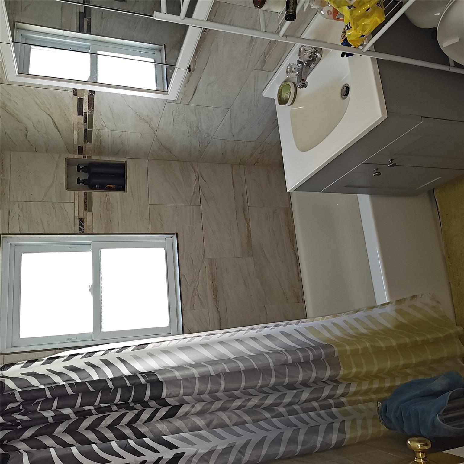 27 Coolidge Avenue, Amityville, NY 11701