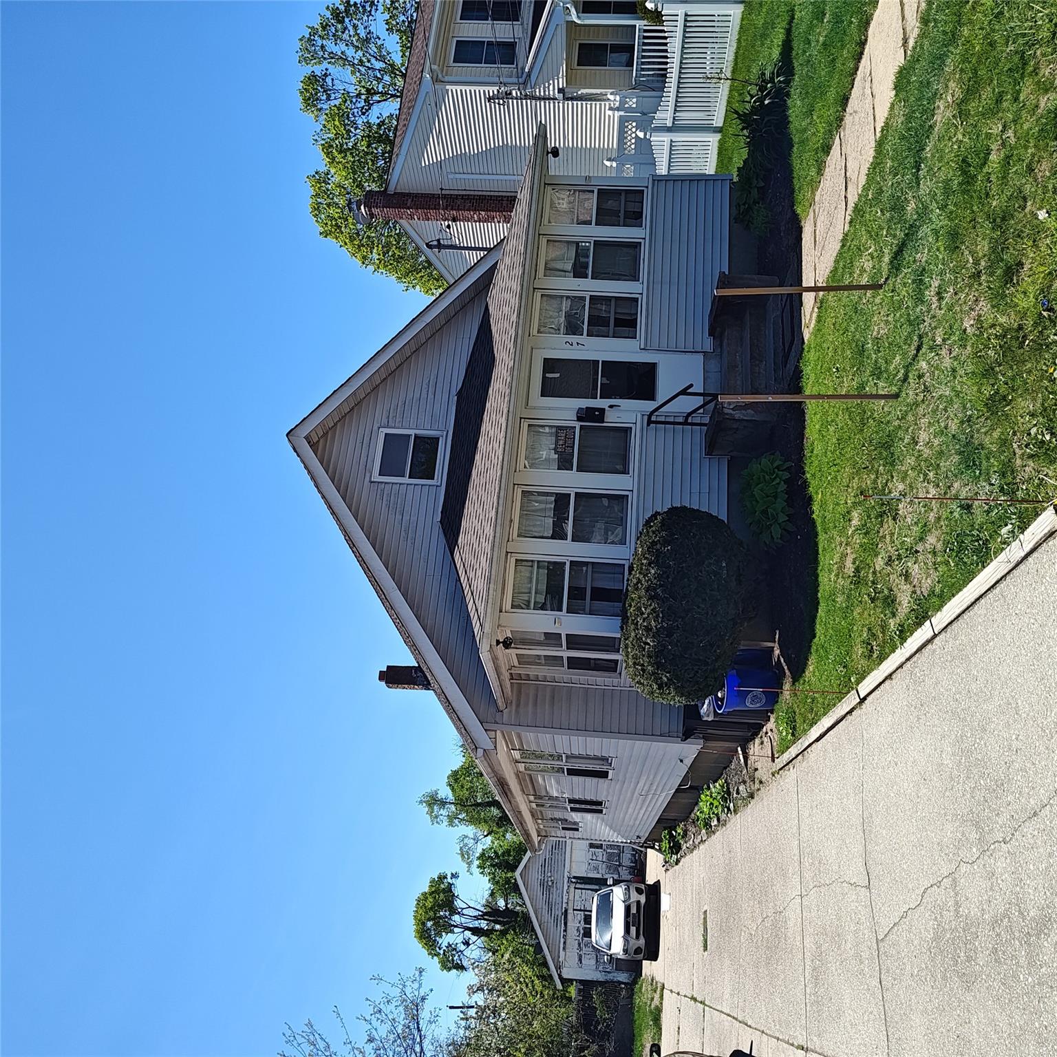 27 Coolidge Avenue, Amityville, NY 11701