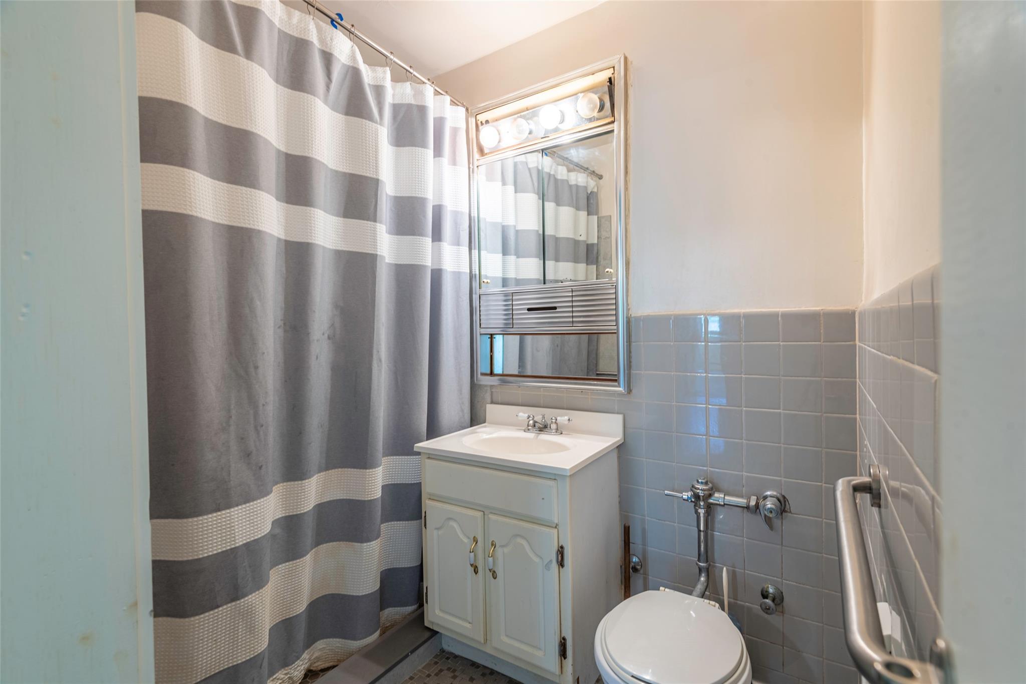 99-35 59 Avenue # 4K, Corona, NY 11368