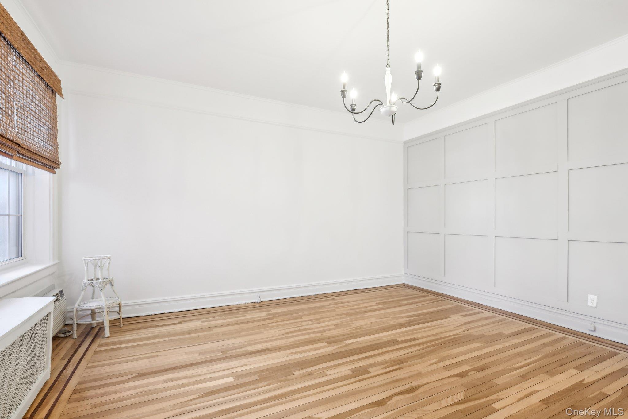 12 Hamilton # B5, Garden City, NY 11530